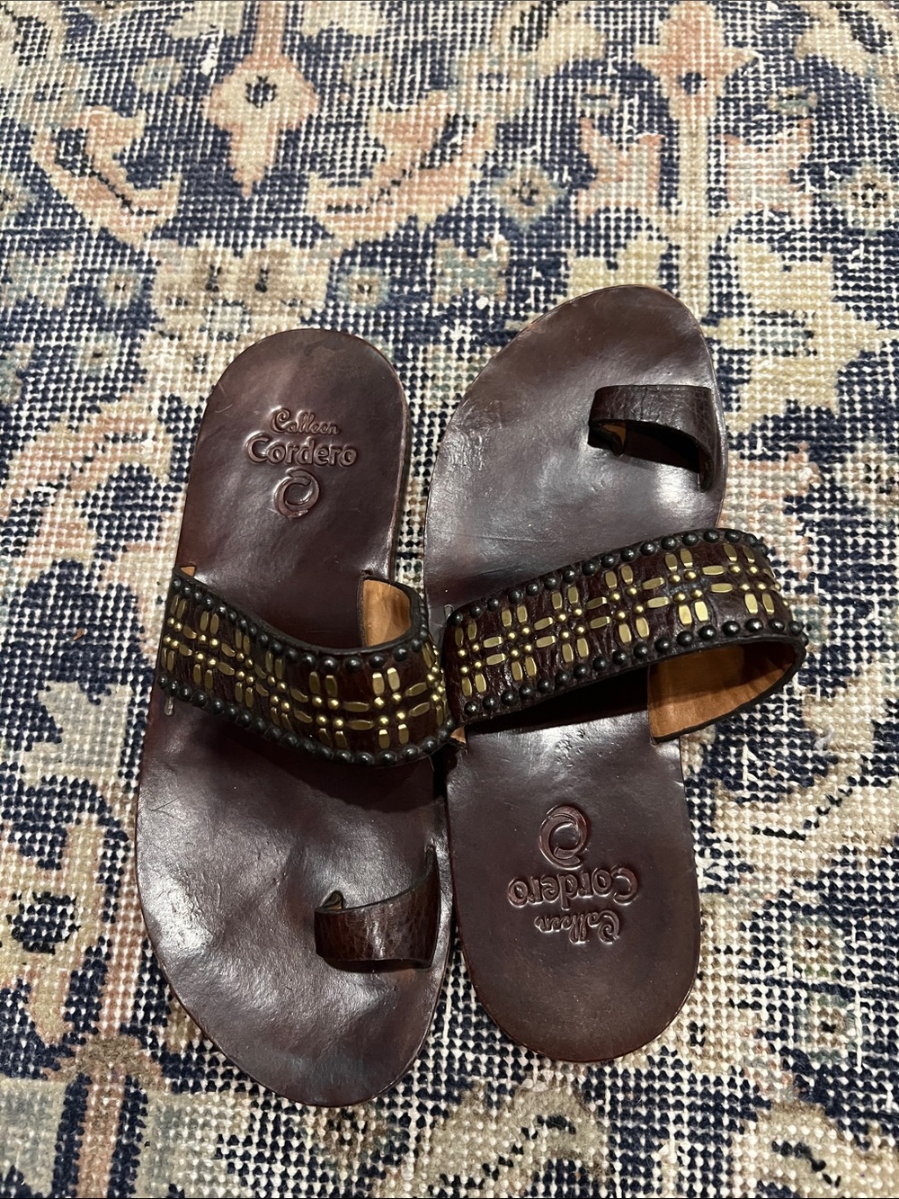 Corso Como Brown Leather Beaded Strap Toe-Loop Sandals
